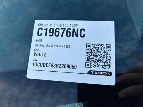 Certified 2024 Chevrolet Silverado 1500 RST w/ Redline Edition image 40