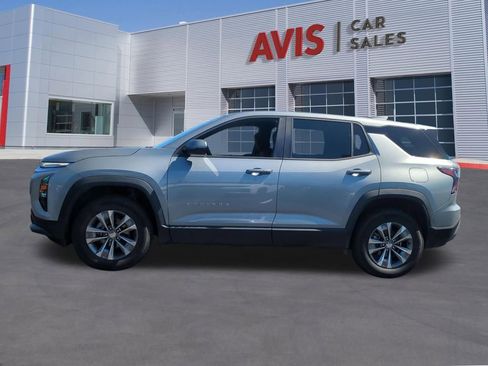 Used 2025 Chevrolet Equinox LT AWD/4WD image 11