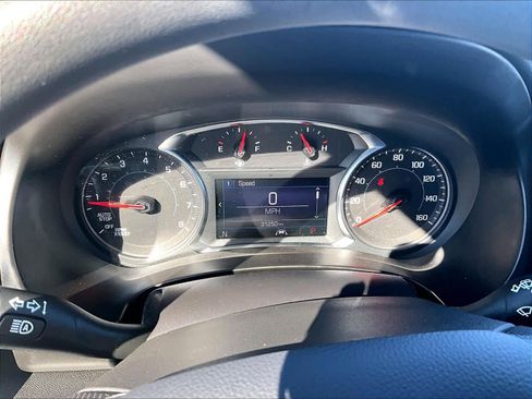 Used 2023 GMC Terrain SLE w/ Driver Convenience Package image 25