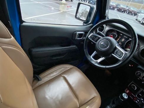 Used 2020 Jeep Gladiator Rubicon AWD/4WD image 23
