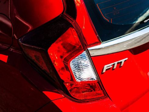 Used 2016 Honda Fit EX image 8