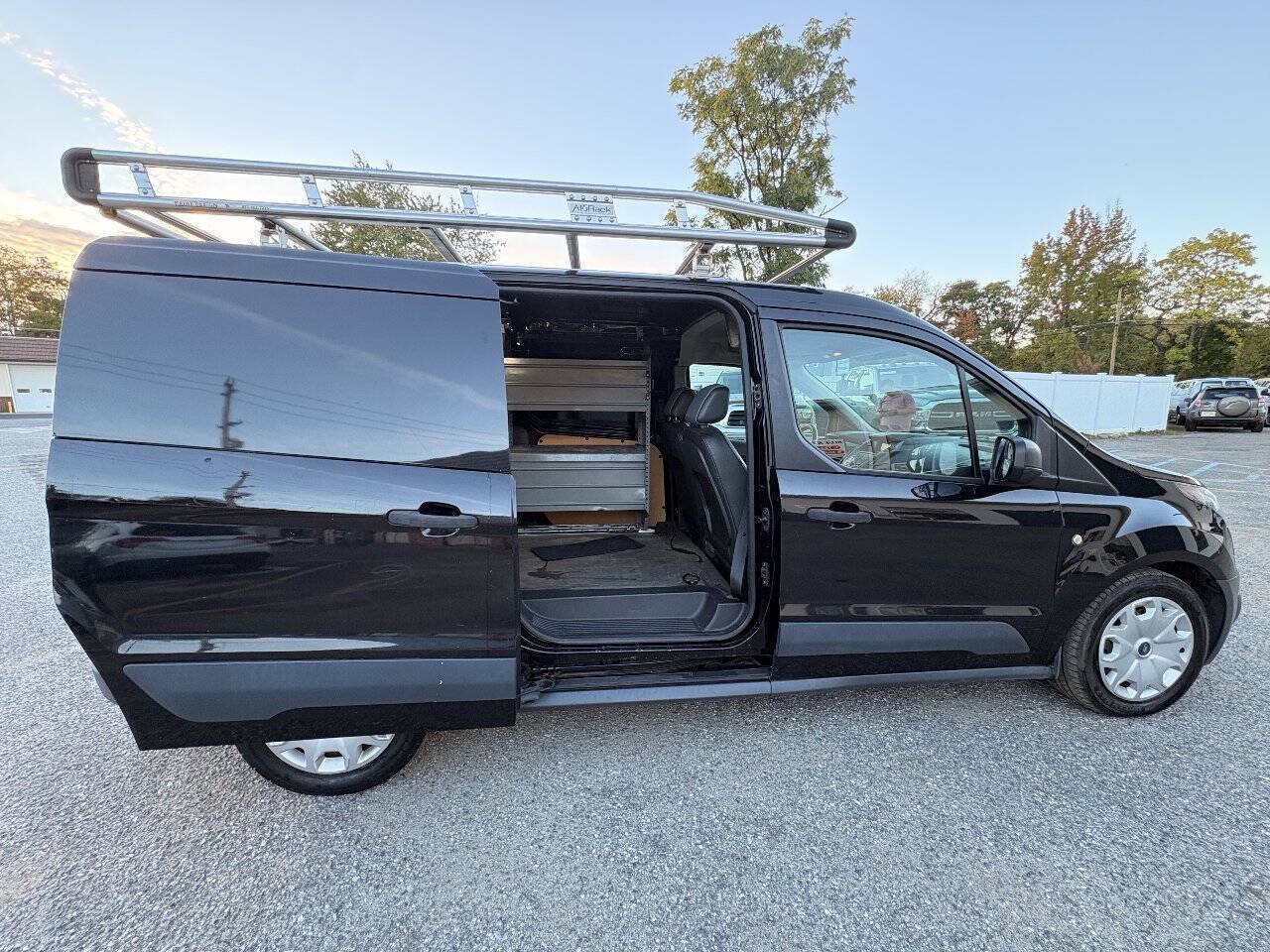 Used 2018 Ford Transit Connect XL FWD image 17