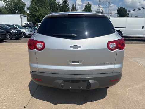Used 2012 Chevrolet Traverse LS FWD image 5