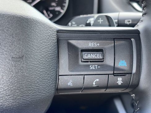 Certified 2025 Nissan Rogue SV w/ SV Premium Package FWD image 20