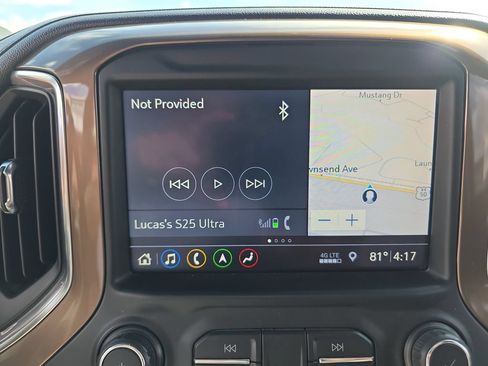 Used 2019 Chevrolet Silverado 1500 High Country w/ Technology Package AWD/4WD image 19