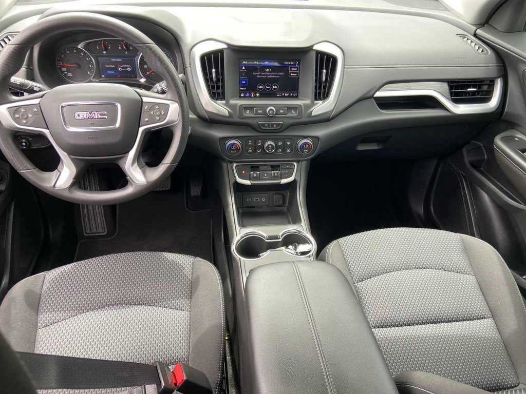 Used 2023 GMC Terrain SLE w/ Driver Convenience Package FWD image 15