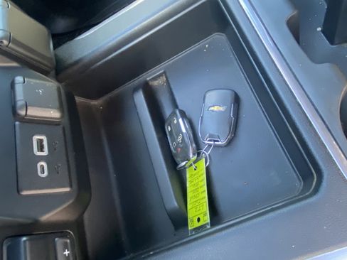 Used 2021 Chevrolet Silverado 2500 LTZ w/ LTZ Plus Package image 19