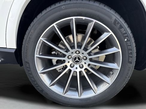 Certified 2026 Mercedes-Benz GLE 450 4MATIC image 57