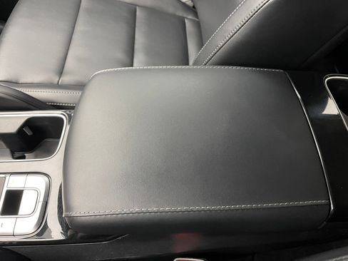 Used 2024 Kia Telluride S FWD image 29