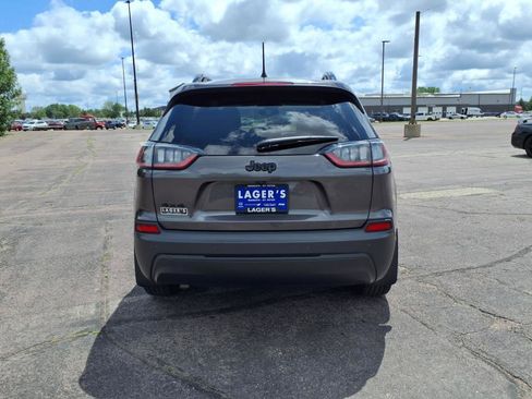 Used 2023 Jeep Cherokee Altitude Lux image 19
