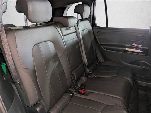 Certified 2025 Mercedes-Benz GLB 250 image 22