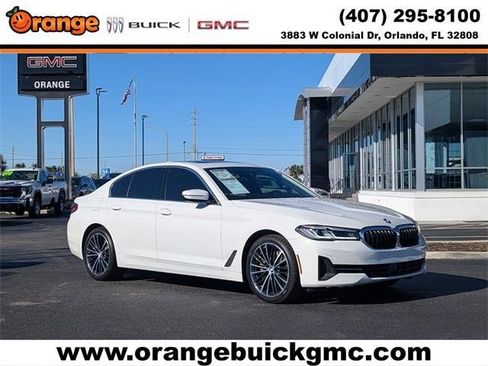 Used 2021 BMW 540i w/ Premium Package image 1