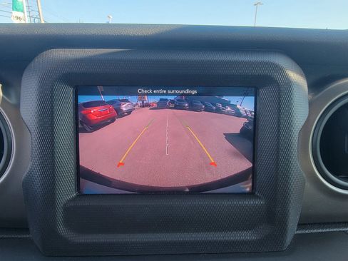 Certified 2020 Jeep Wrangler Unlimited Sport S image 35