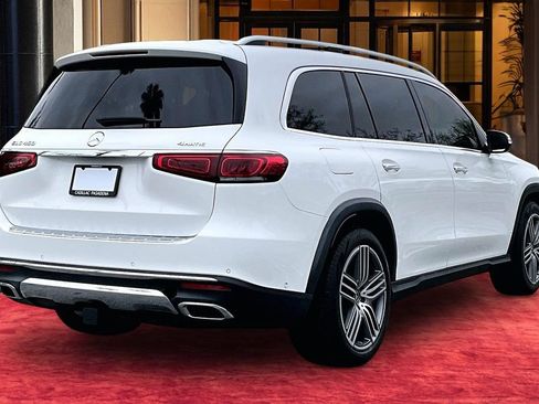 Used 2023 Mercedes-Benz GLS 450 4MATIC image 6