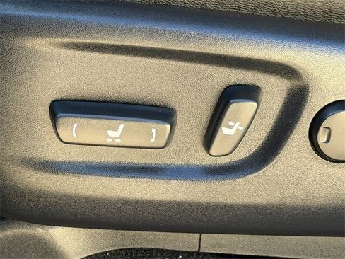 Used 2015 Toyota 4Runner SR5 Premium image 22