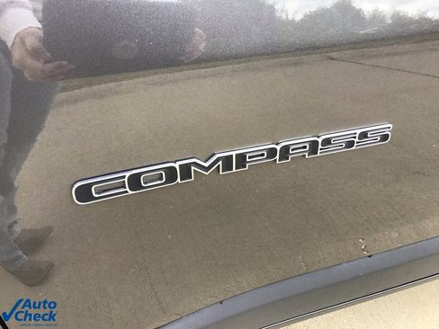 Used 2022 Jeep Compass Latitude image 44