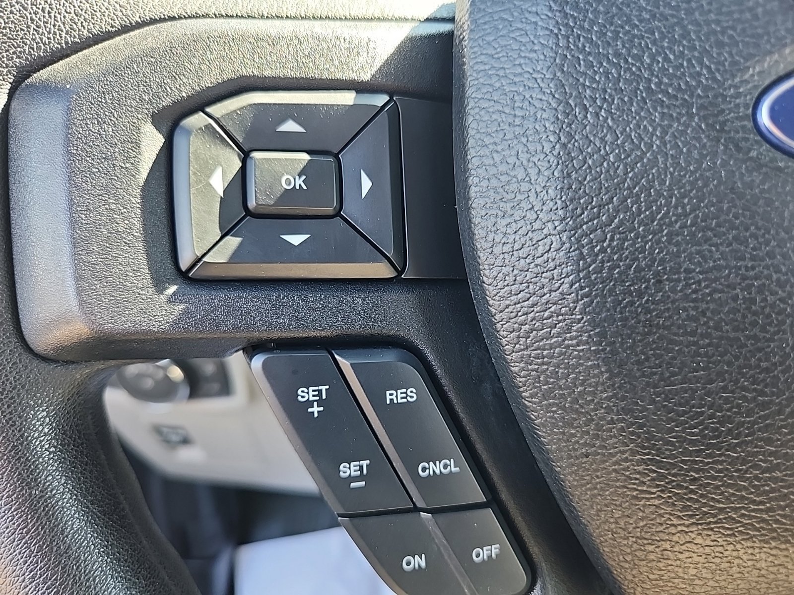 Used 2015 Ford F150 XL w/ Equipment Group 101A Mid RWD image 24