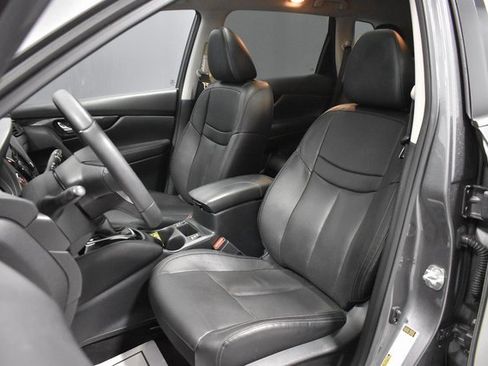 Used 2020 Nissan Rogue SL w/ Premium Package image 5