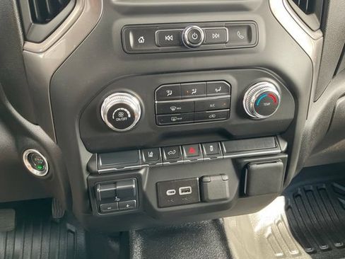 Used 2025 GMC Sierra 2500 Pro w/ Convenience Package AWD/4WD image 7