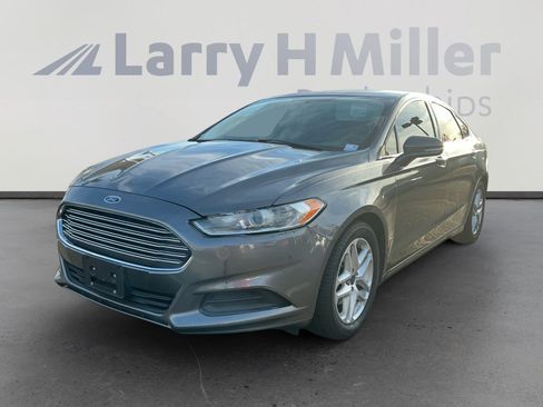 Used 2014 Ford Fusion SE image 1