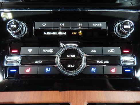 Used 2024 Lincoln Navigator L Reserve w/ Equipment Group 201A image 65