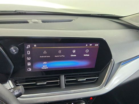 Used 2024 Chevrolet Trax LT image 30