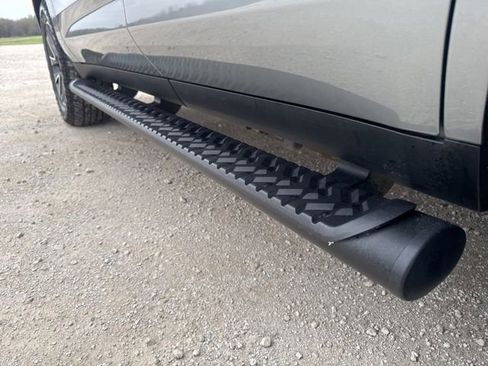 Used 2024 Chevrolet Tahoe Z71 w/ Luxury Package image 12