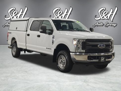 Used 2019 Ford F250 XL w/ Power Equipment Group AWD/4WD image 2