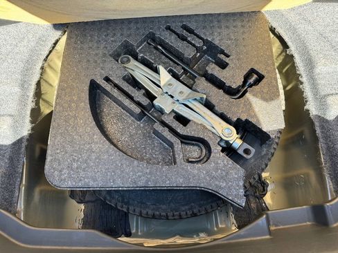 Used 2009 Honda Accord EX image 17