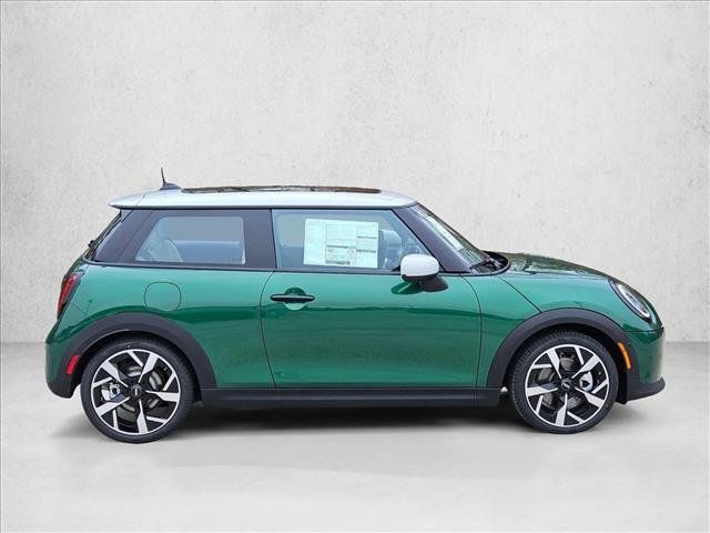 Used 2026 MINI Cooper 2-Door Hardtop FWD image 7