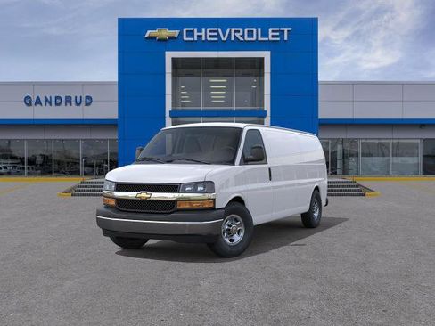 New 2026 Chevrolet Express 2500 Extended RWD image 32