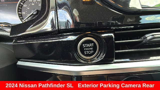 Used 2024 Nissan Pathfinder SL AWD/4WD image 16