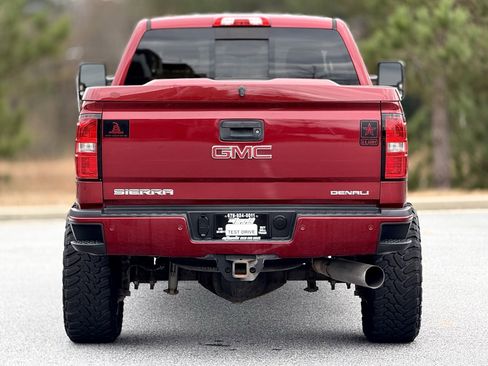 Used 2019 GMC Sierra 3500 Denali w/ Duramax Plus Package image 5