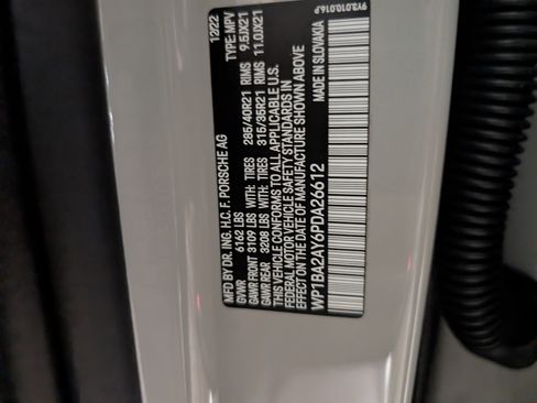 Certified 2023 Porsche Cayenne Coupe image 40