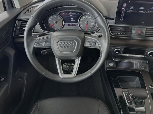 Used 2023 Audi Q5 2.0T Premium w/ Convenience Package image 5