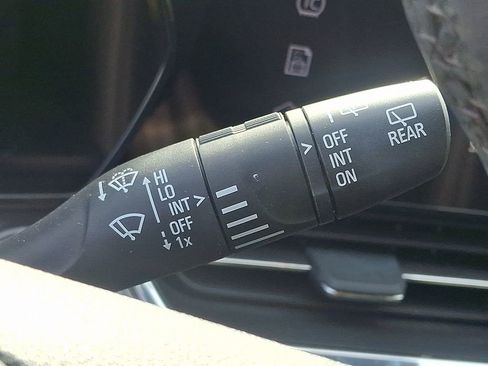 Used 2025 Chevrolet Trax ACTIV w/ Driver Confidence Package image 26