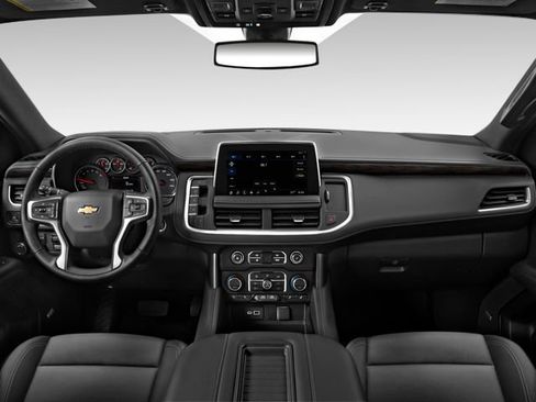 Used 2021 Chevrolet Tahoe LT w/ LT Signature Package AWD/4WD image 3
