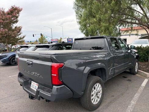 Certified 2024 Toyota Tacoma SR5 image 9