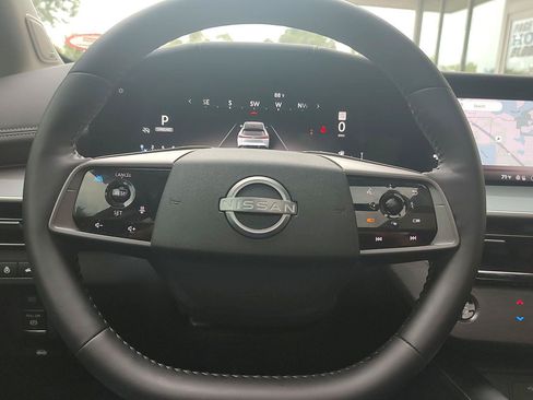 Used 2025 Nissan Murano SL AWD/4WD image 15