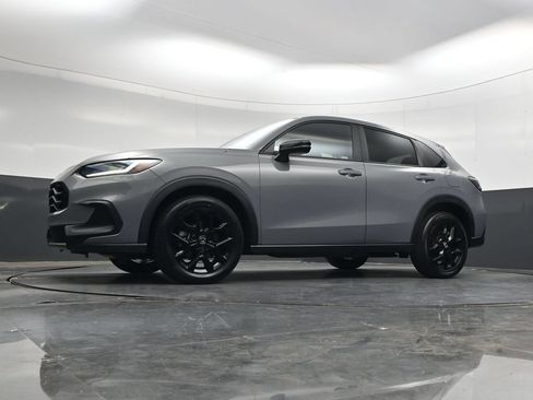 Used 2024 Honda HR-V Sport image 32