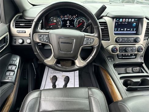 Used 2020 GMC Yukon Denali w/ Denali Ultimate Package image 14