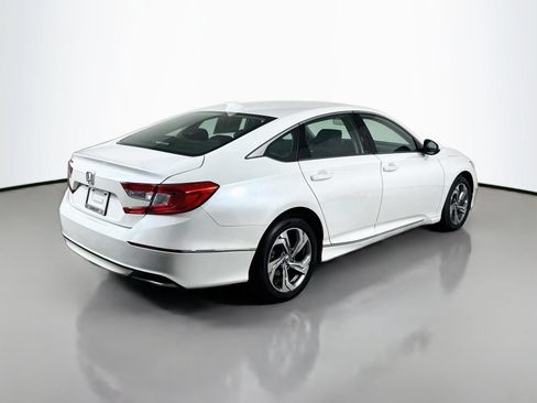 Used 2018 Honda Accord EX-L image 9