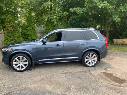 Used 2018 Volvo XC90 T6 Inscription w/ Luxury Package AWD/4WD image 2
