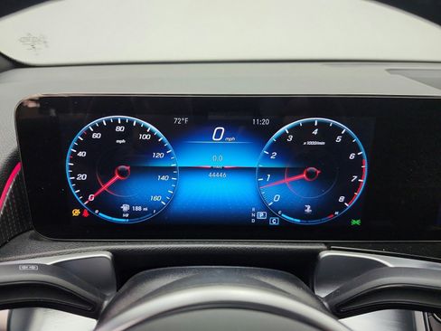 Used 2022 Mercedes-Benz GLB 250 image 9