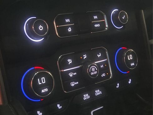 Used 2023 Chevrolet Tahoe LT image 22