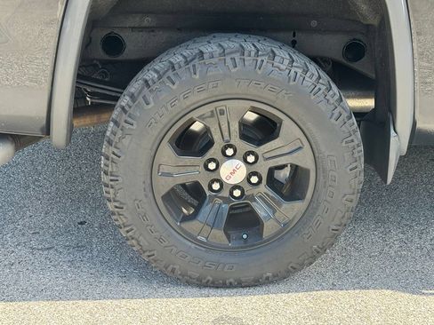 Used 2016 GMC Sierra 1500 SLT w/ All Terrain X Package AWD/4WD image 10