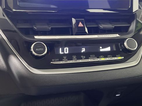 Used 2024 Toyota Corolla LE FWD image 26