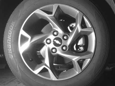 Used 2025 Chevrolet Trax LT FWD image 13