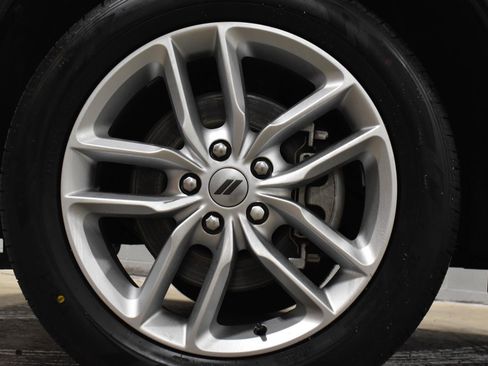 Used 2024 Dodge Durango GT image 31