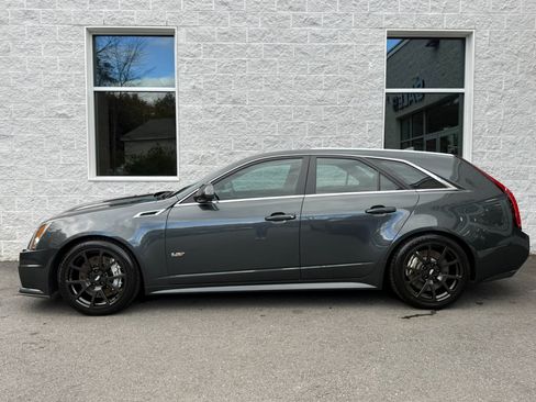 Used 2014 Cadillac CTS V RWD image 6